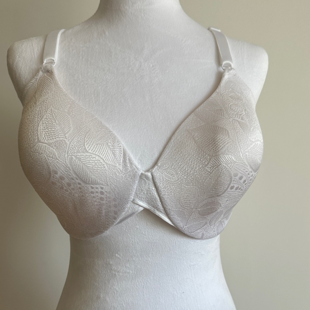 BALI-  Beautiful White Floral Lace Bra 36DD